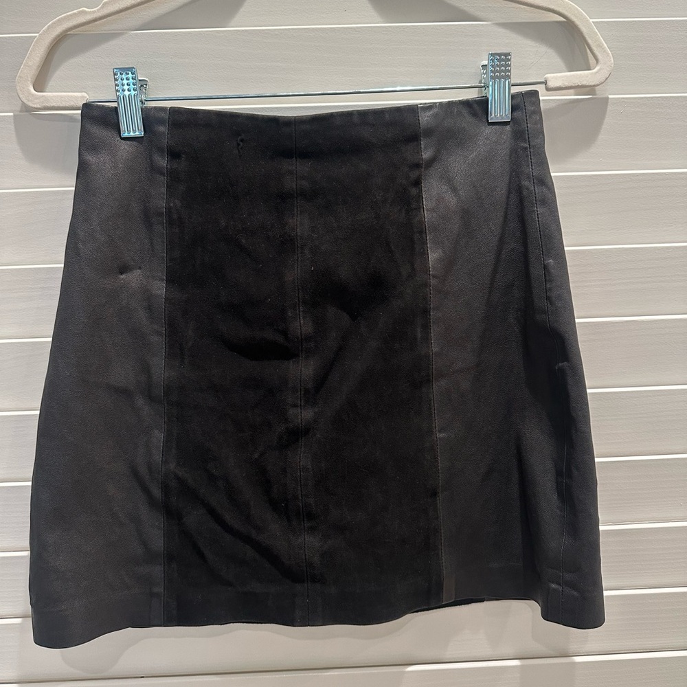 L’Academie Black Leather Women's Skirt